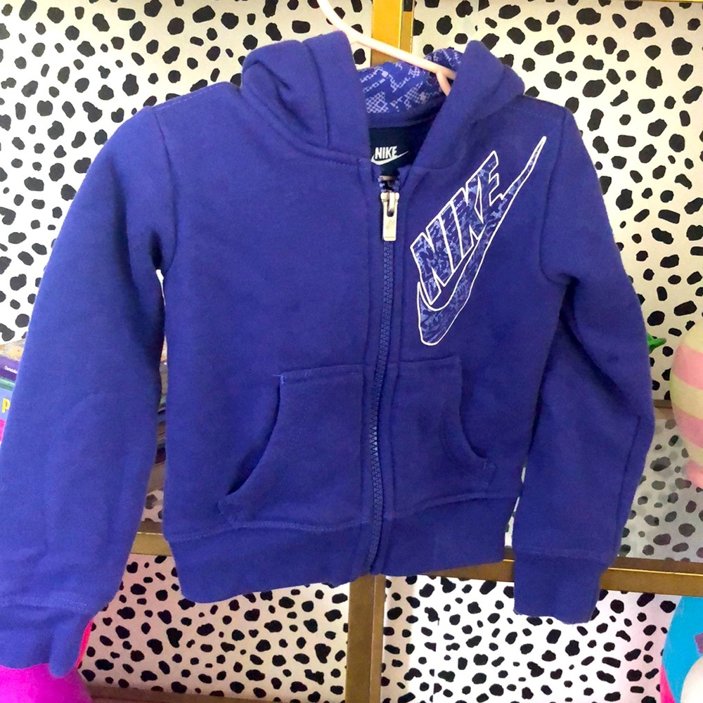 Nike zip up sweatshirt